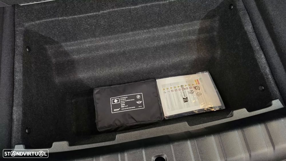 BMW i4 eDrive40 Pack Desportivo M - 26