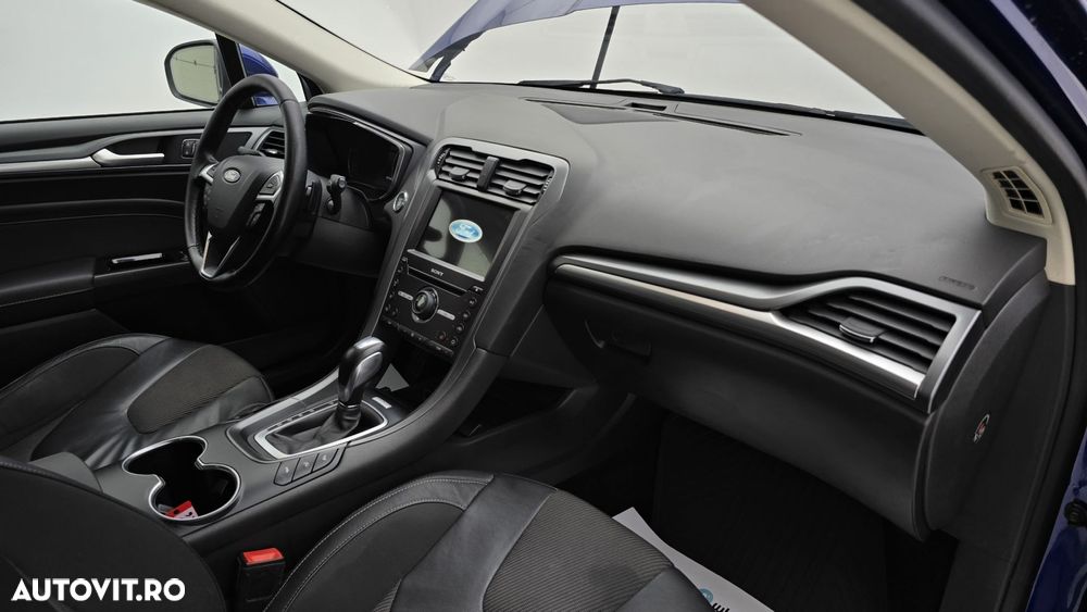 Ford Mondeo 2.0 TDCi Powershift AWD Titanium - 20