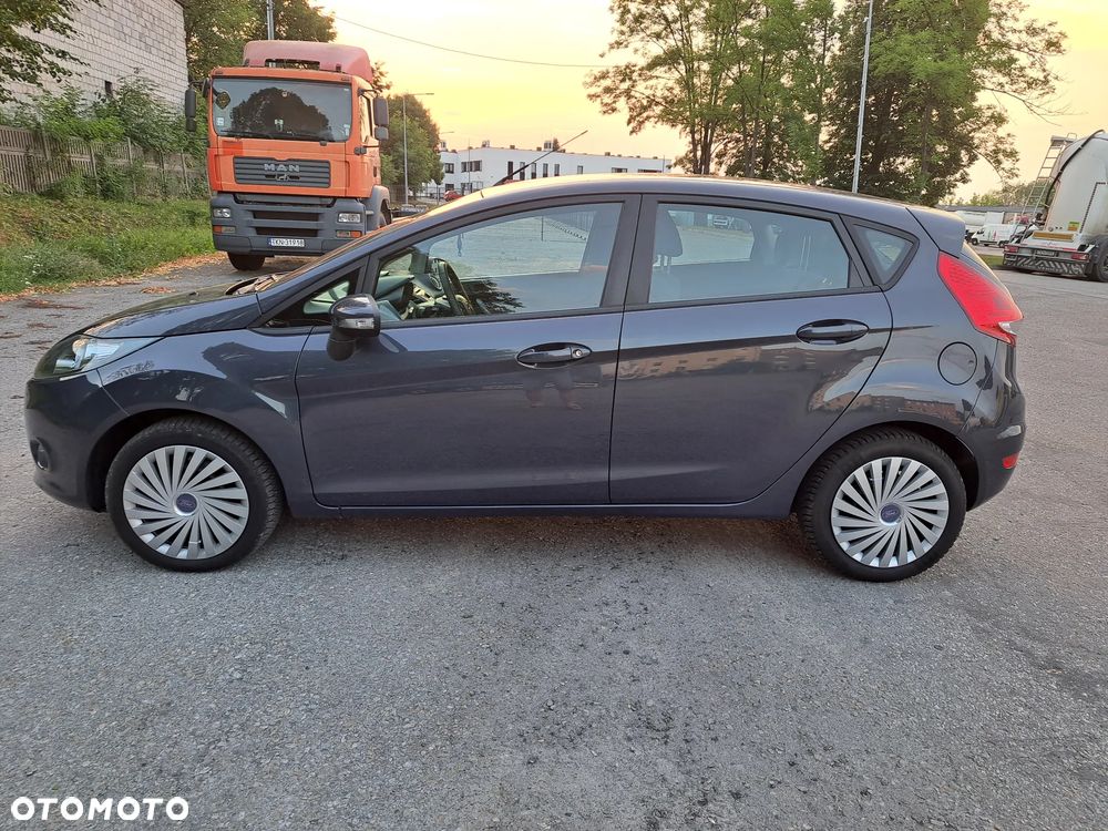 Ford Fiesta - 6
