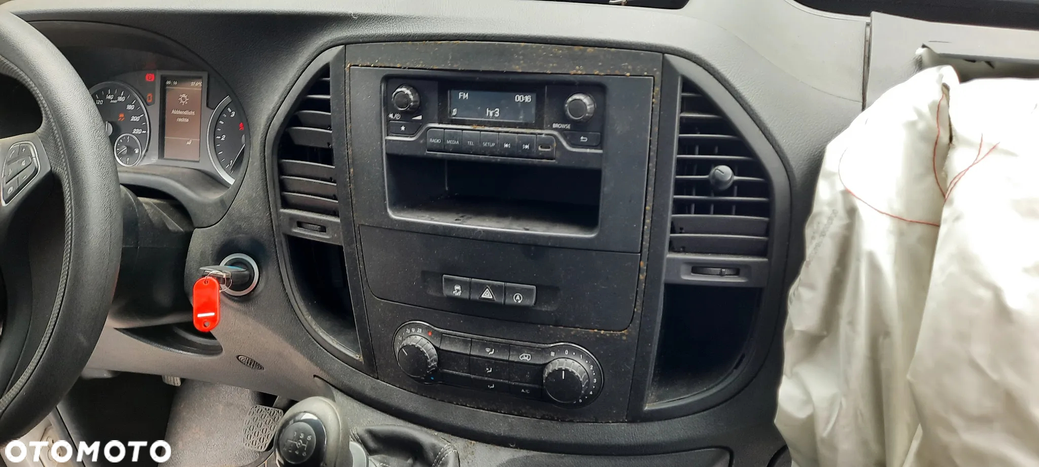 Mercedes-Benz VITO - 11