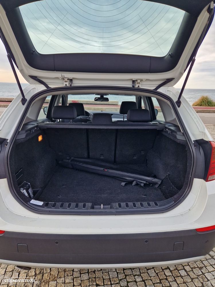 BMW X1 xDrive18d - 13