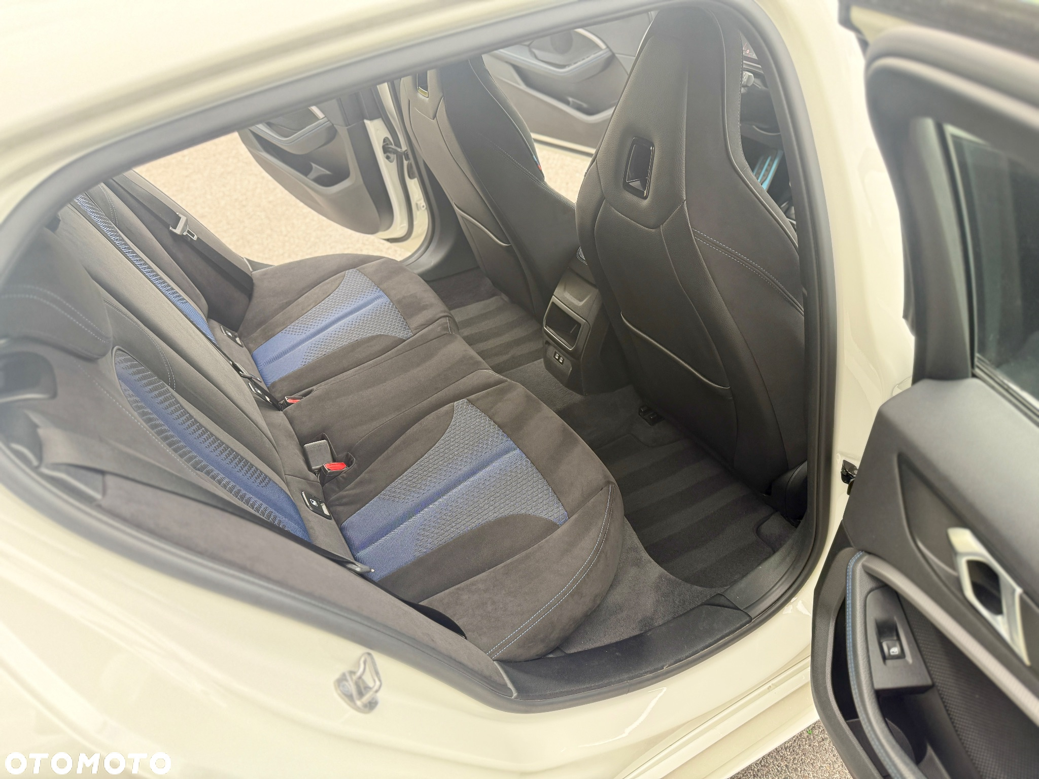 BMW Seria 1 118i M Sport - 17