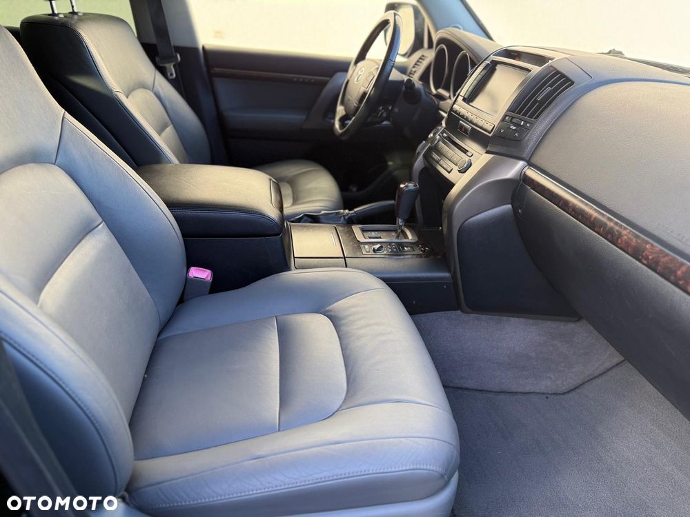 Toyota Land Cruiser LC 4.5 D-4D Prestige Platinium - 13