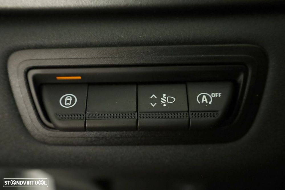 Renault Captur 1.0 TCe Techno Bi-Fuel - 19