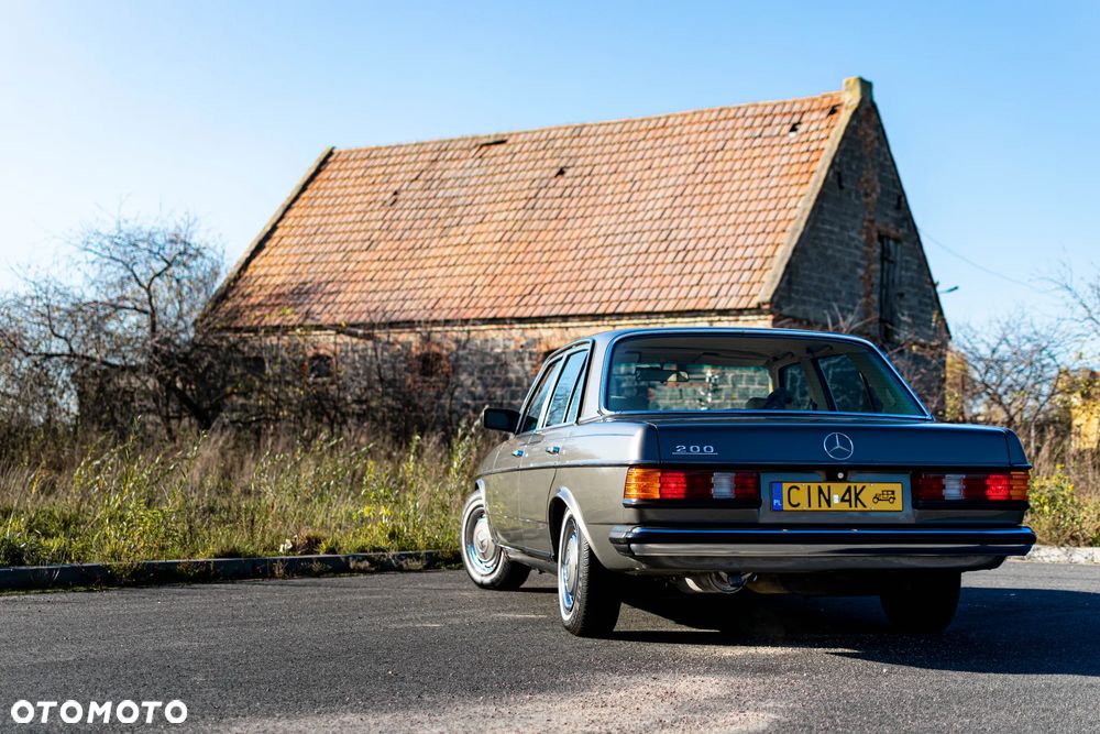 Mercedes-Benz W123 - 7