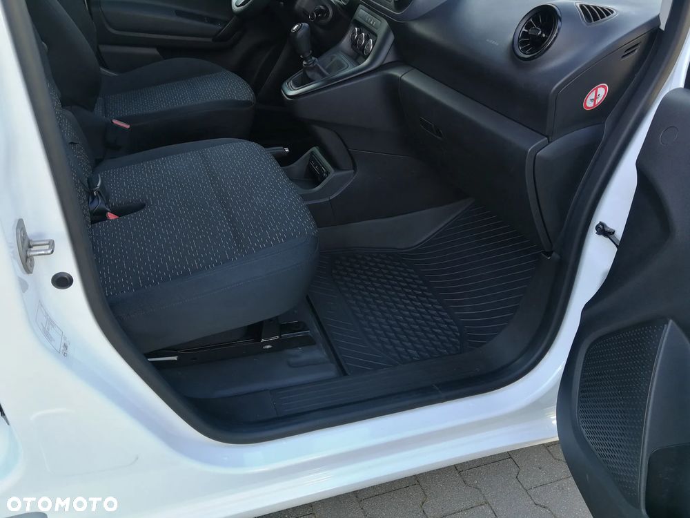 Mercedes-Benz Citan - 13