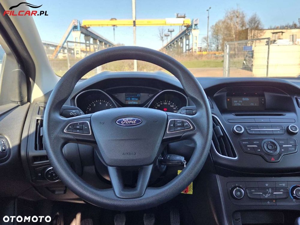 Ford Focus - 11