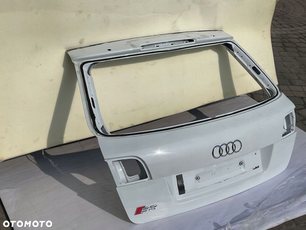 KLAPA BAGAŻNIKA AUDI A3 S3 LIFT 8P emblemat perła - 2