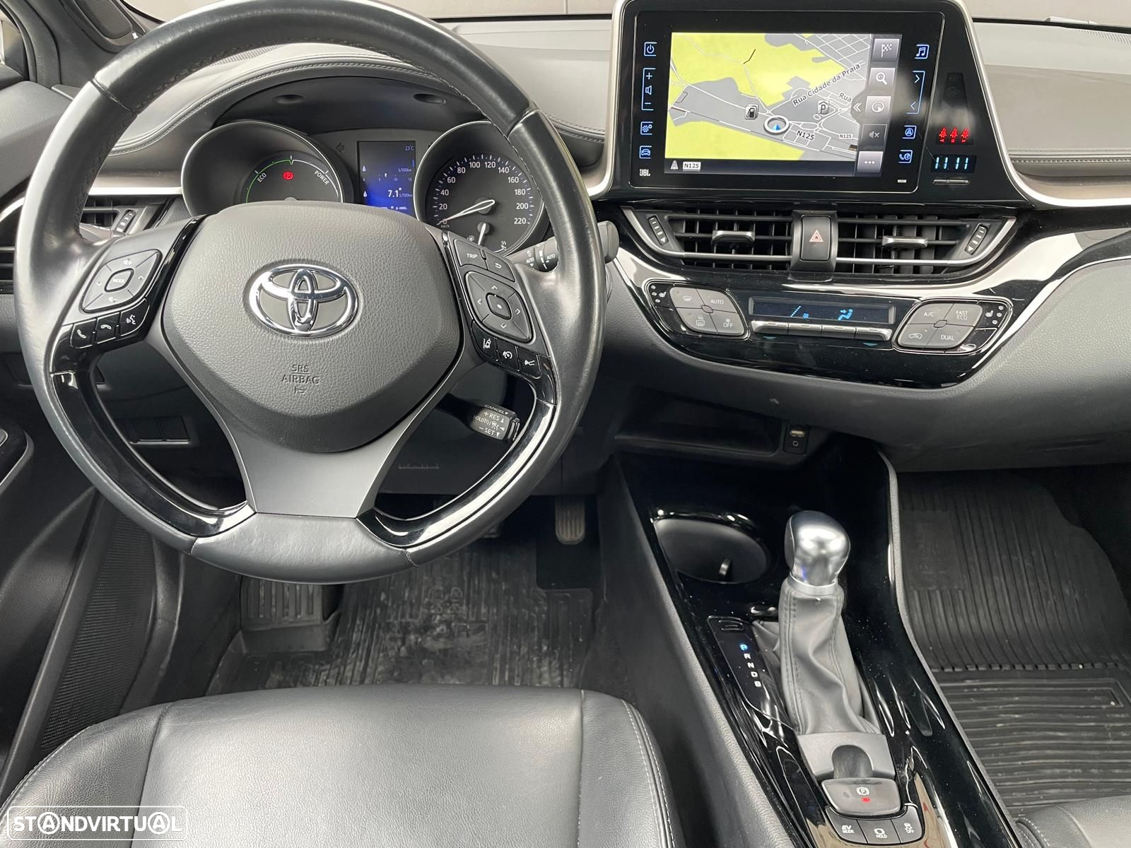 Toyota C-HR - 16