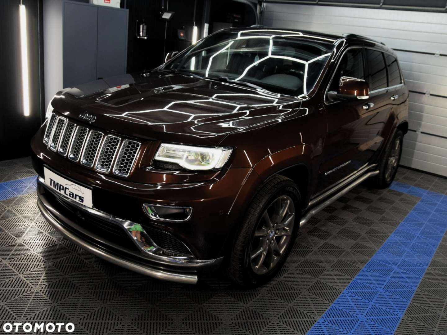 Jeep Grand Cherokee - 31