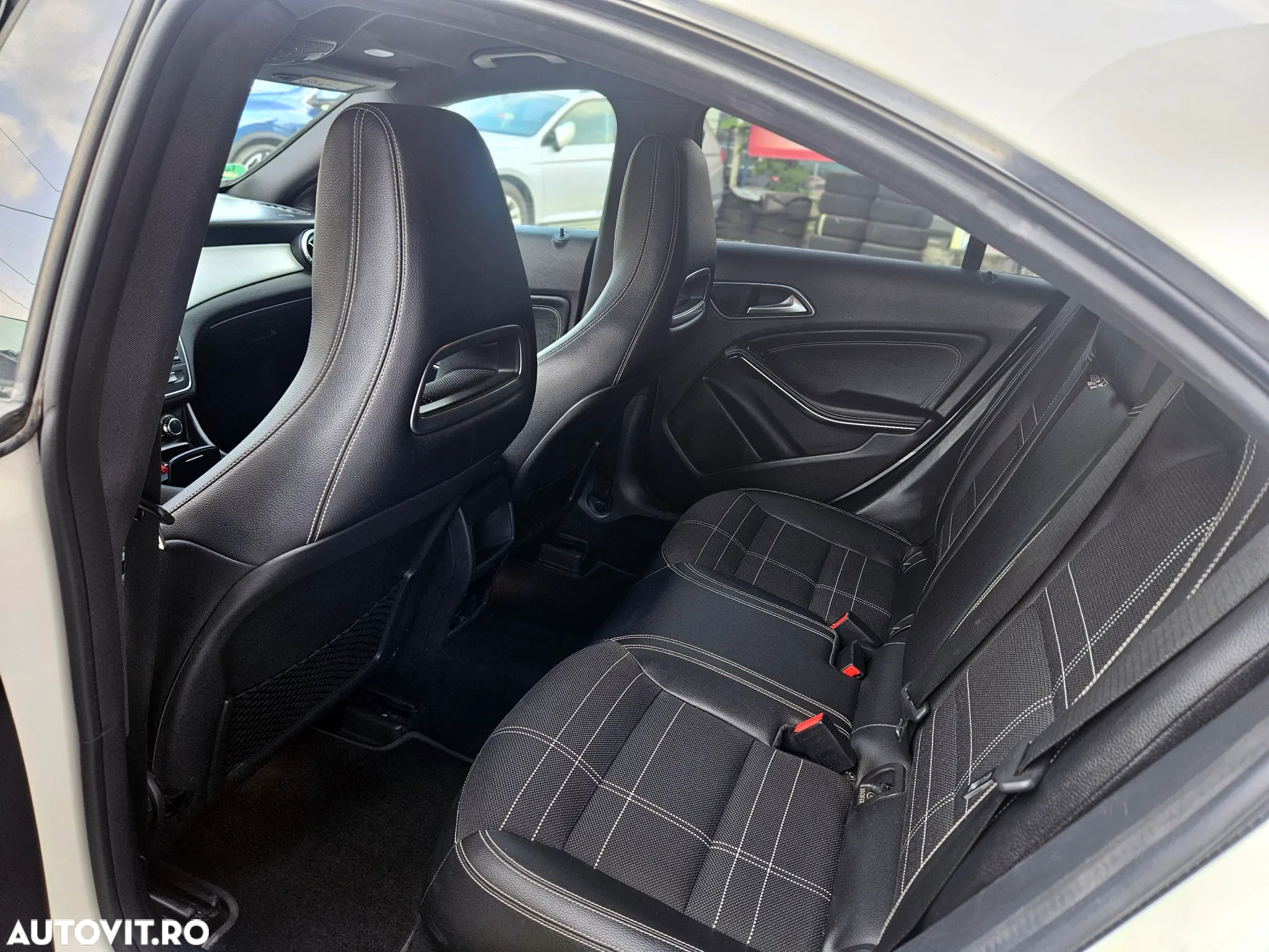Mercedes-Benz CLA 200 CDI 7G-DCT - 21