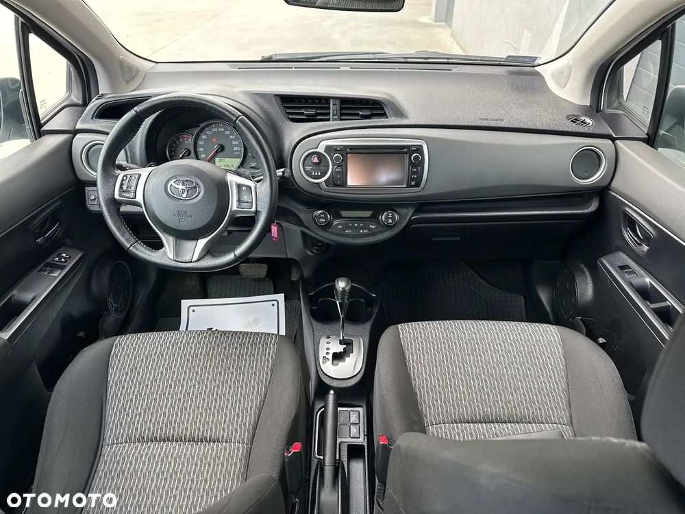 Toyota Yaris 1.33 Prestige - 11