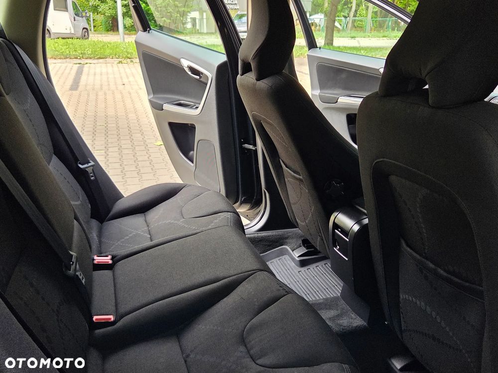 Volvo XC 60 T5 Powershift Momentum - 20