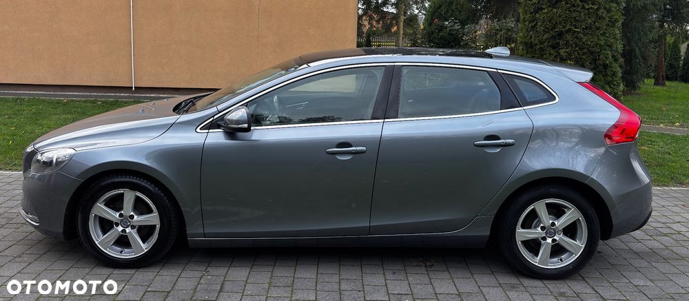 Volvo V40 D2 Drive-E Ocean Race - 11