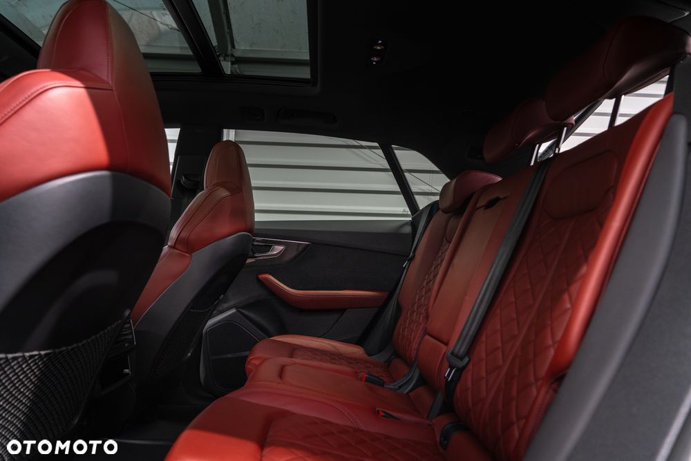 Audi SQ8 - 37