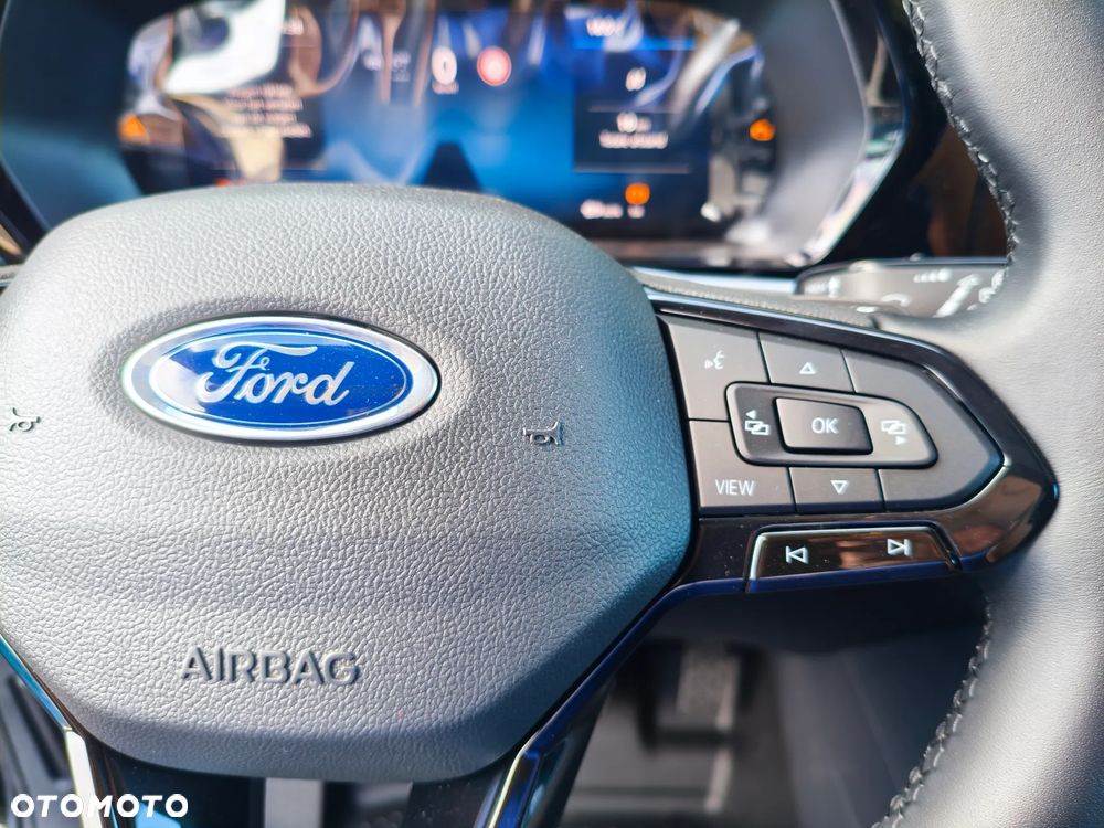 Ford Transit Connect - 13