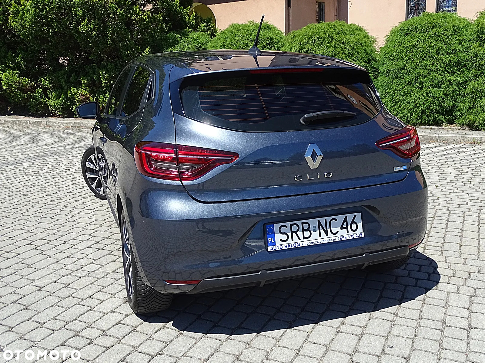 Renault Clio 1.6 E-TECH Techno - 28