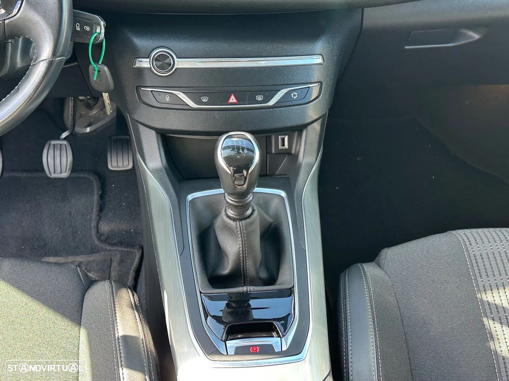 Peugeot 308 SW 1.5 BlueHDi Allure Pack - 21