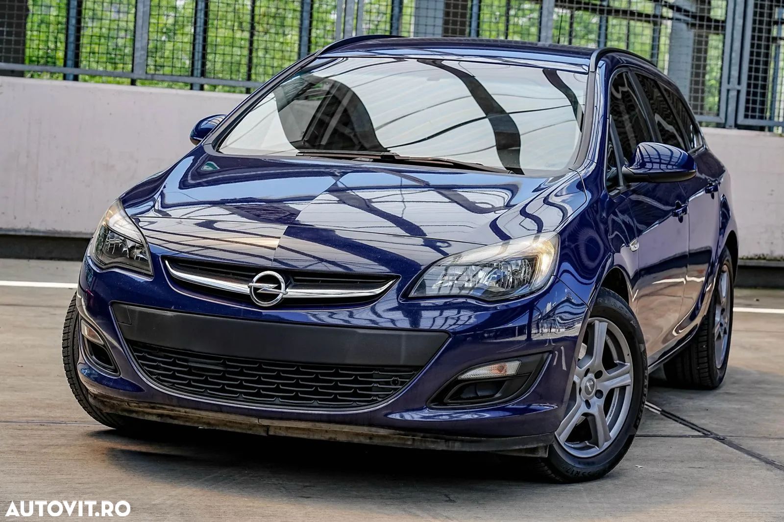 Opel Astra 1.6 CDTI DPF ecoFLEX Start/Stop Edition - 1