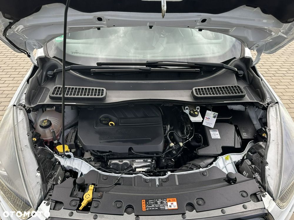 Ford Kuga 1.5 EcoBoost 2x4 ST-Line - 33
