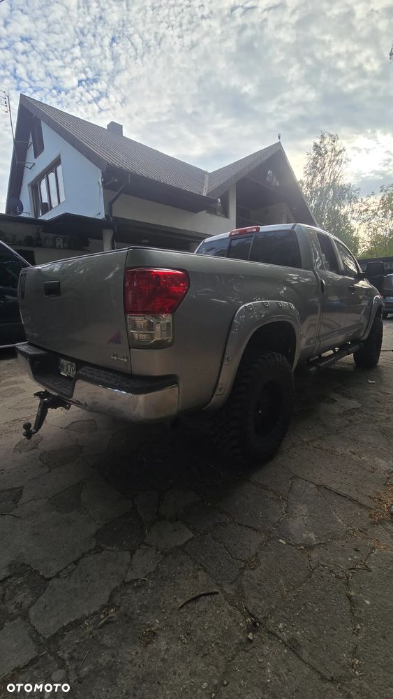 Toyota Tundra 5.7 4x4 Double Cab SR5 - 10