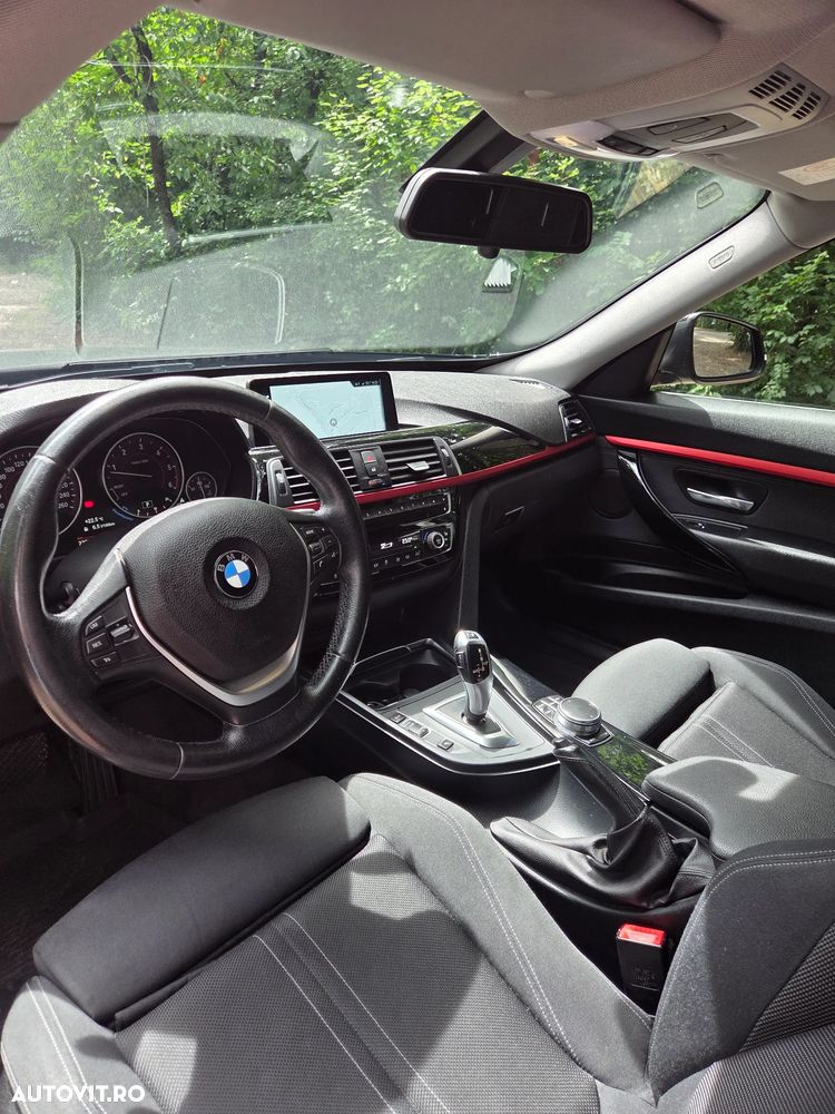 BMW Seria 3 325d AT Sport Line - 11