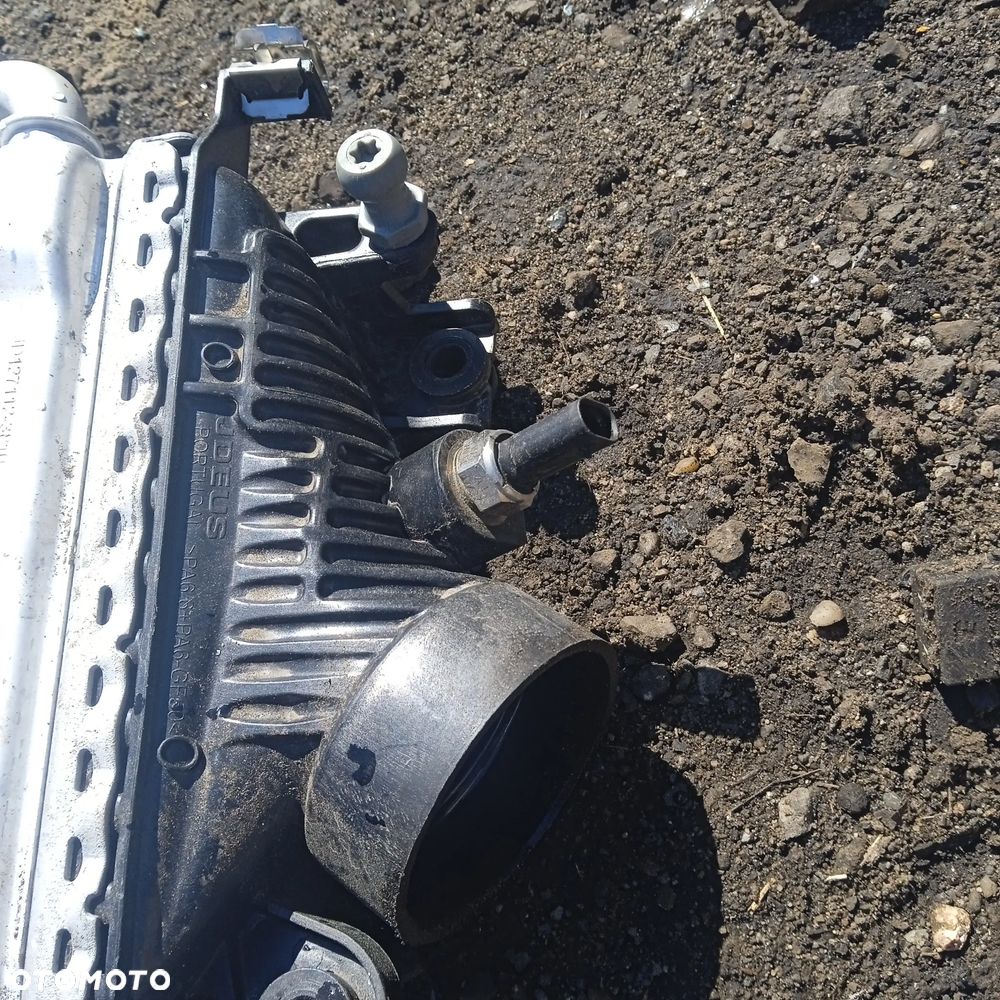 Chłodnica intercooler 4M0317021G - 2