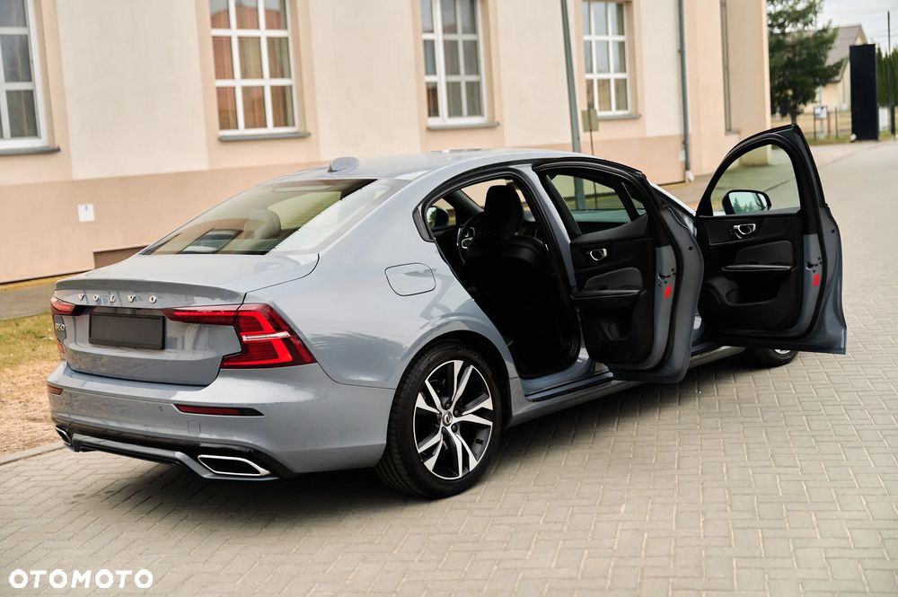 Volvo S60 T4 Geartronic RDesign - 23