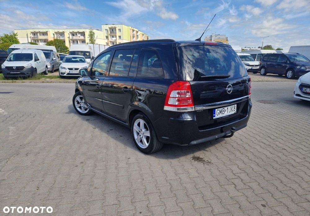 Opel Zafira - 5