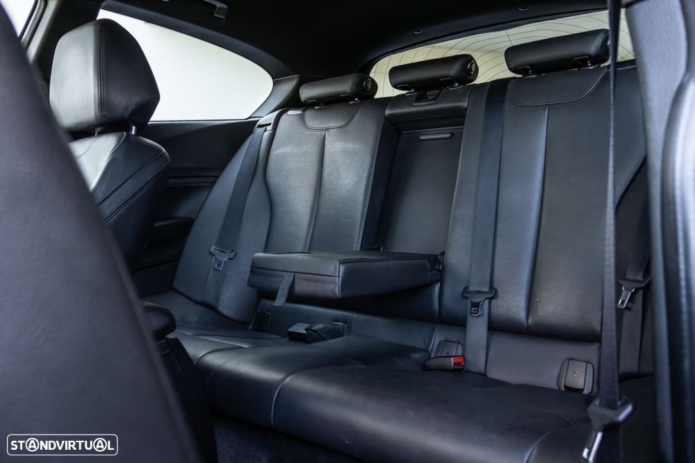 BMW 120 d Pack M - 31
