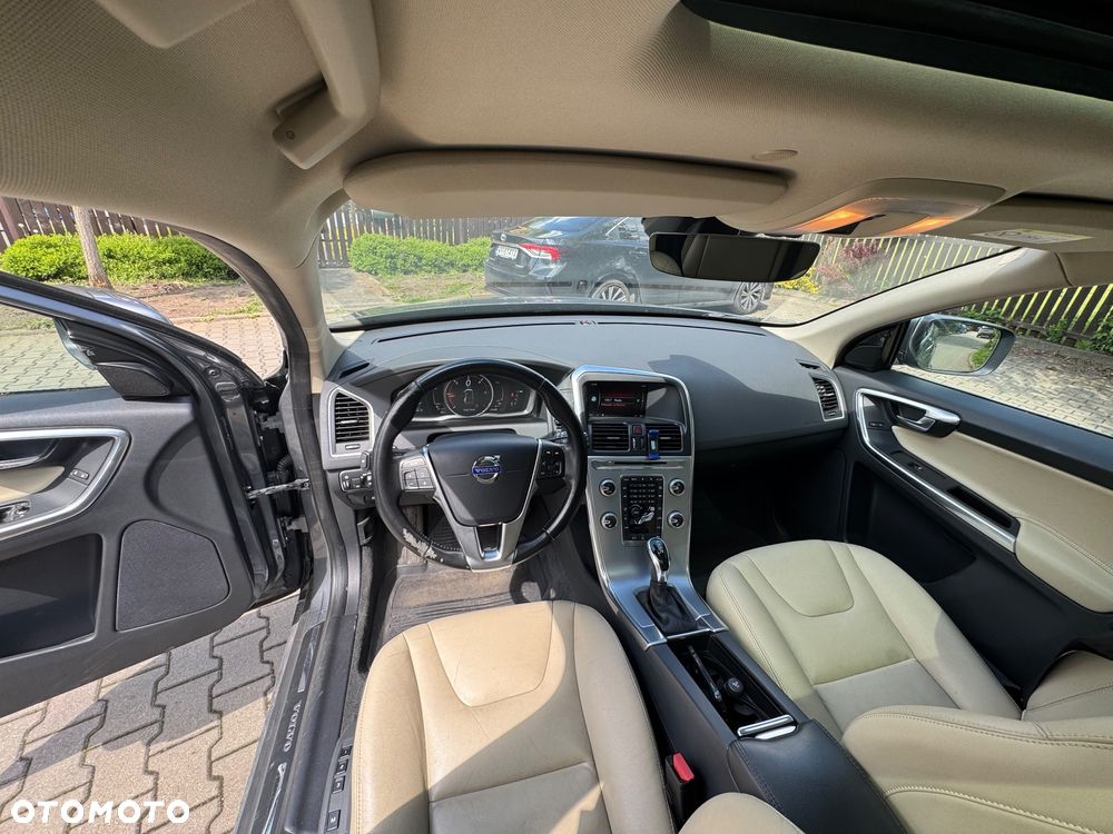 Volvo XC 60 D4 Drive-E Summum - 2