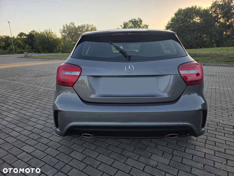 Mercedes-Benz Klasa A 180 AMG Line - 2