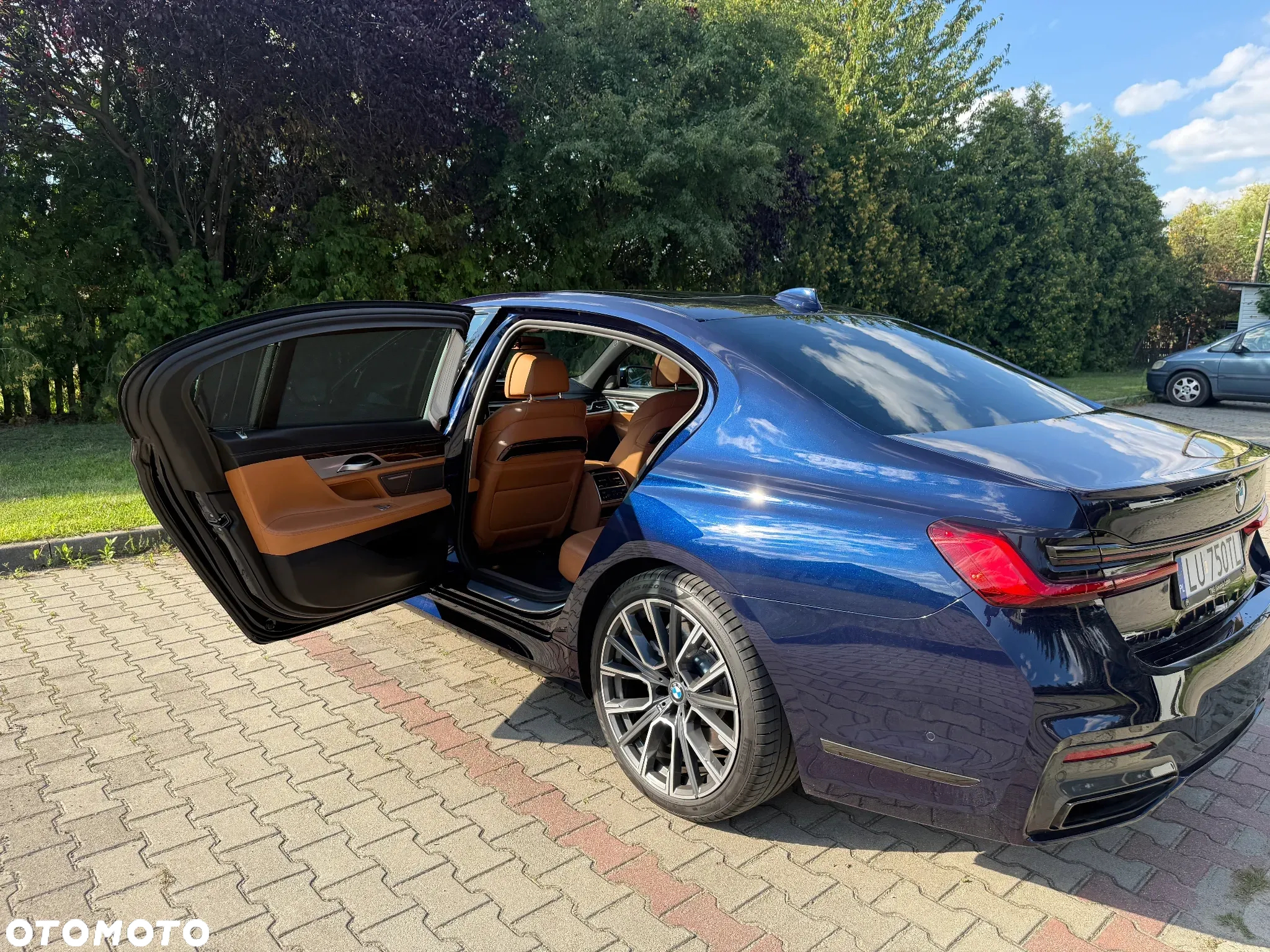 BMW Seria 7 750Li xDrive sport - 12