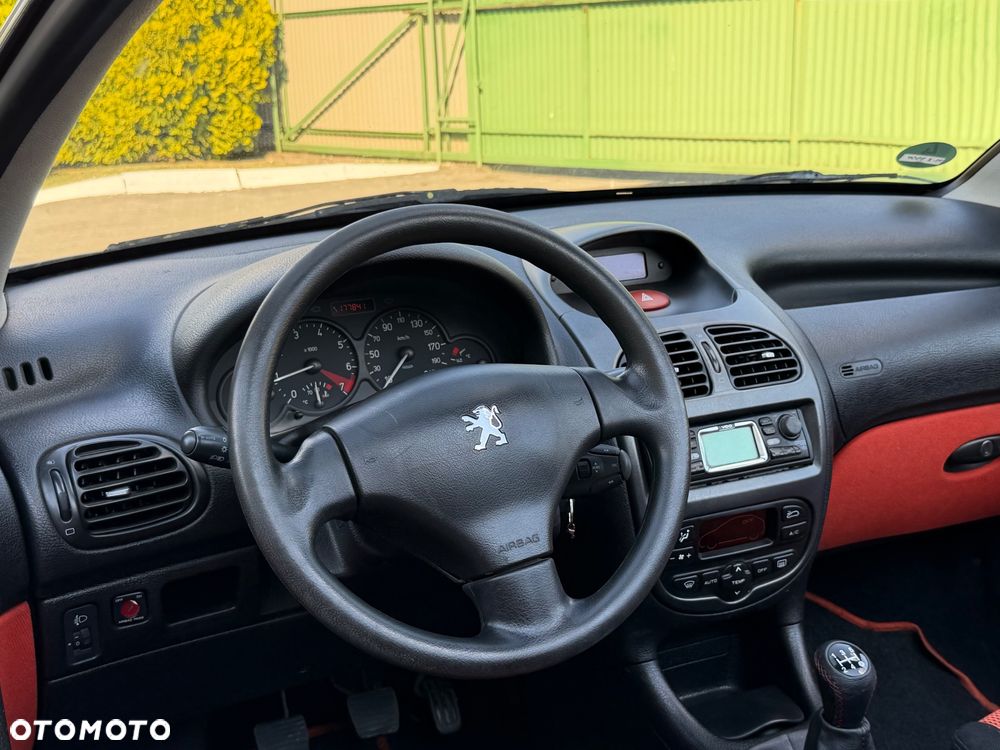 Peugeot 206 CC - 16