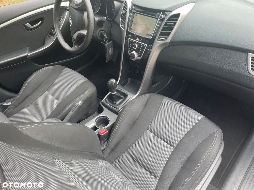 Hyundai i30 1.4 Premium - 6