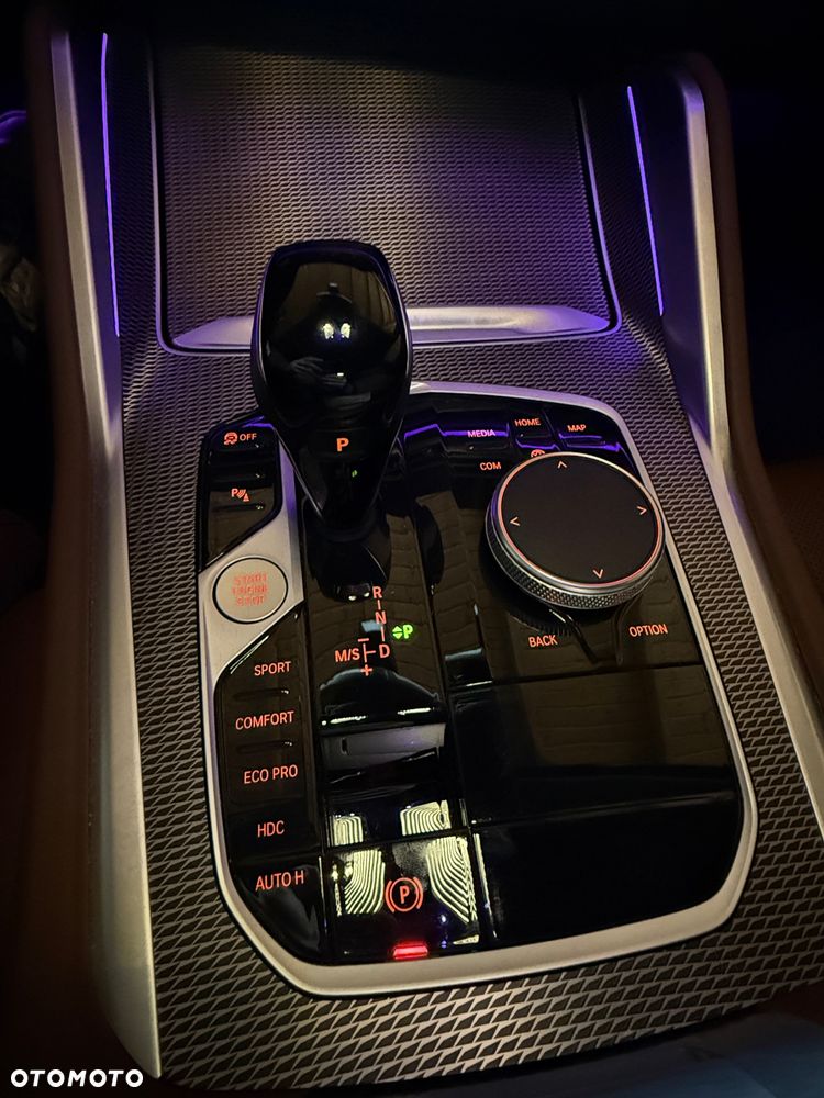 BMW X6 - 31