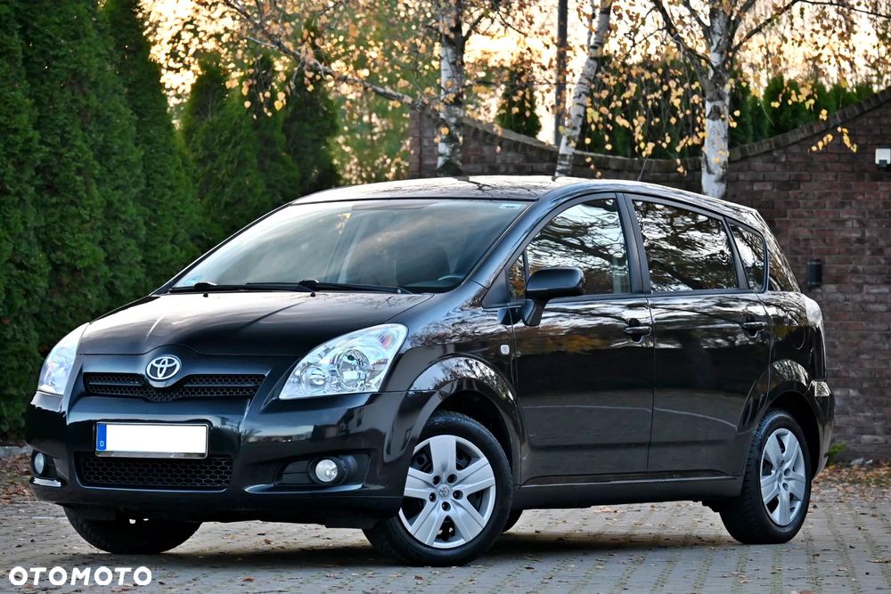 Toyota Corolla Verso 1.8 Sol + 7os - 6