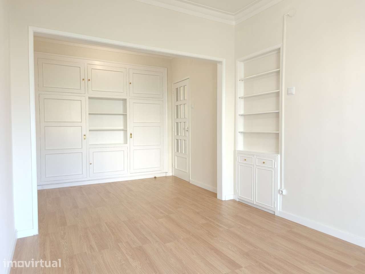APARTAMENTO T3 RENOVADO PARA ARRENDAR EM BELÉM - Grande imagem: 3/17