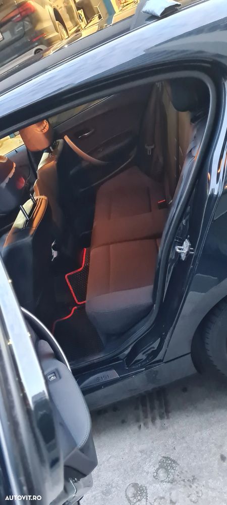 BMW Seria 1 116i - 24