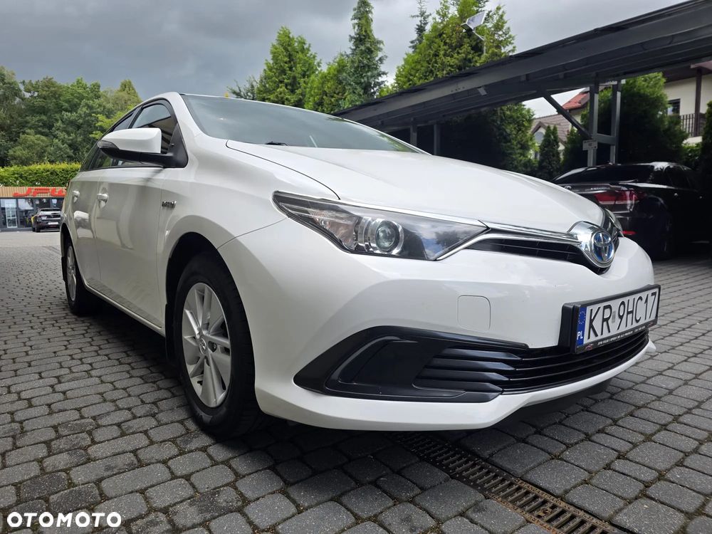 Toyota Auris - 5