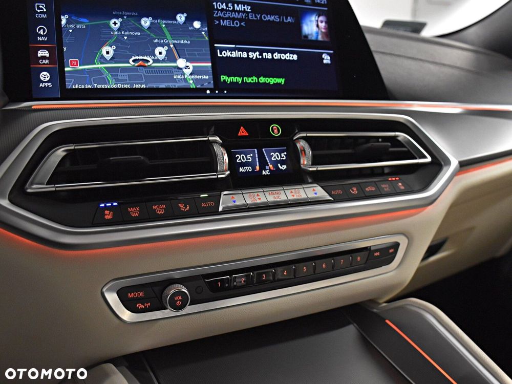 BMW X6 xDrive40i - 19