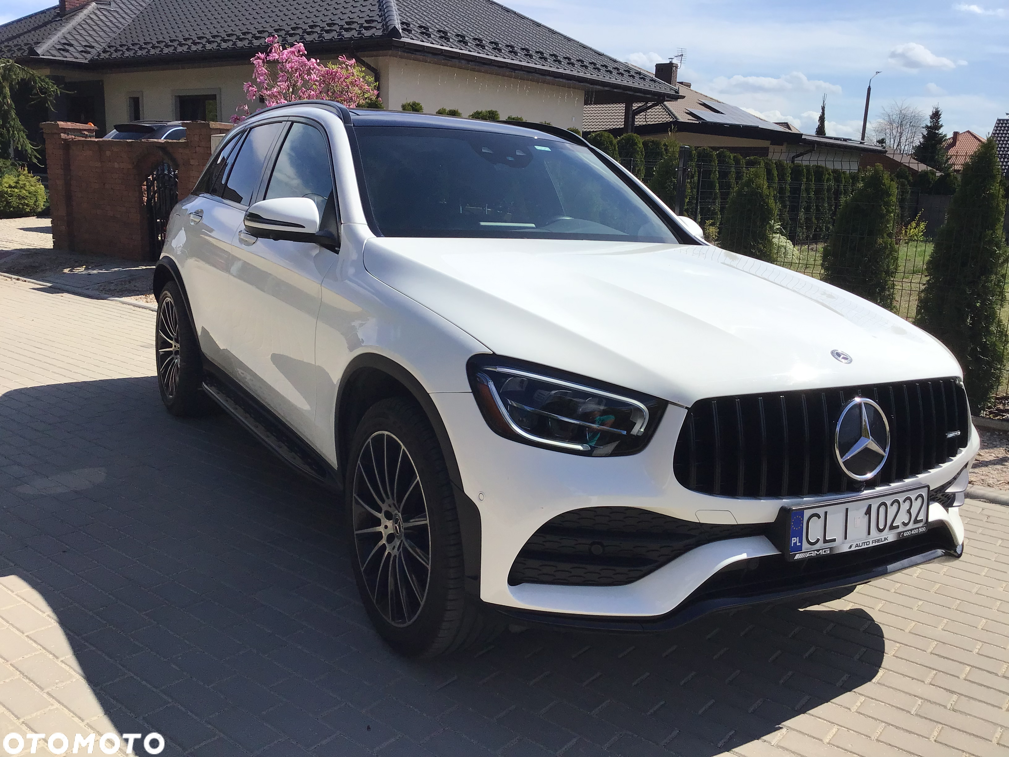 Mercedes-Benz GLC 300 4Matic 9G-TRONIC AMG Line Plus - 19