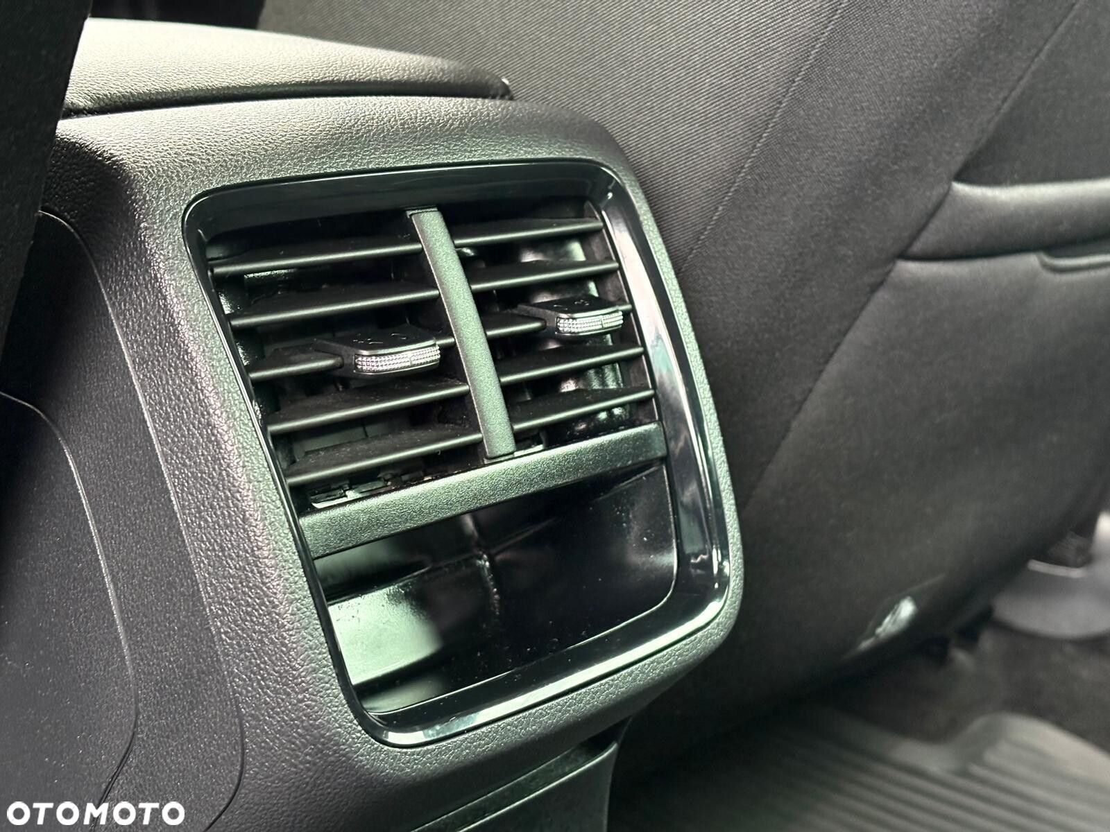 Skoda Octavia - 24
