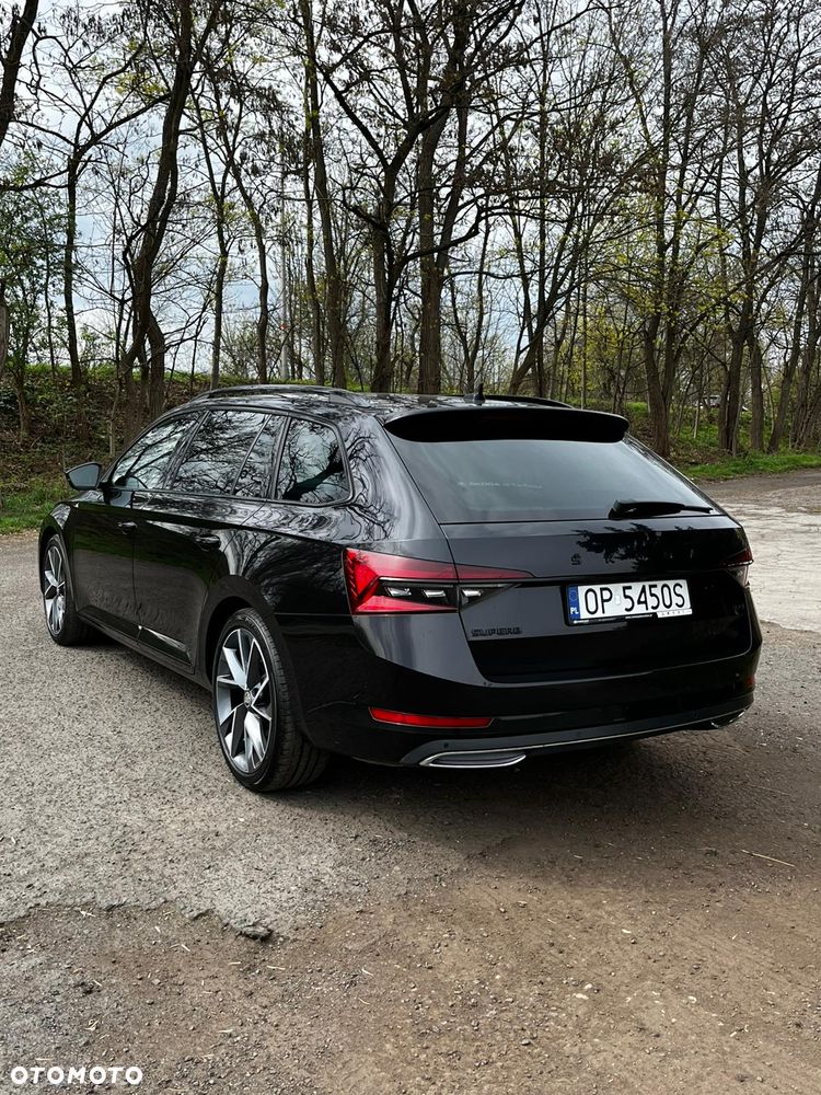 Skoda Superb 2.0 TDI SCR 4x4 Sportline DSG - 10