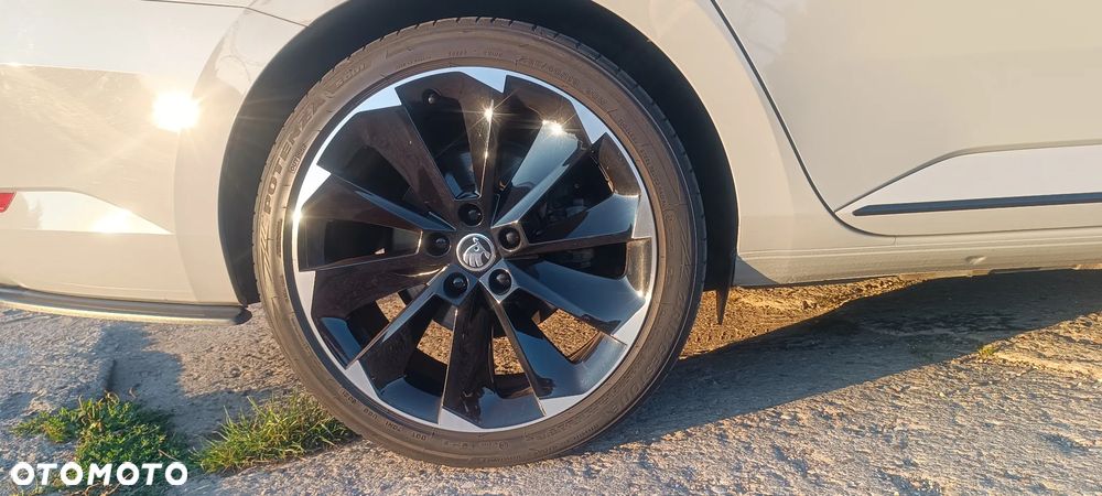 Skoda Superb 2.0 TSI Sportline DSG - 23