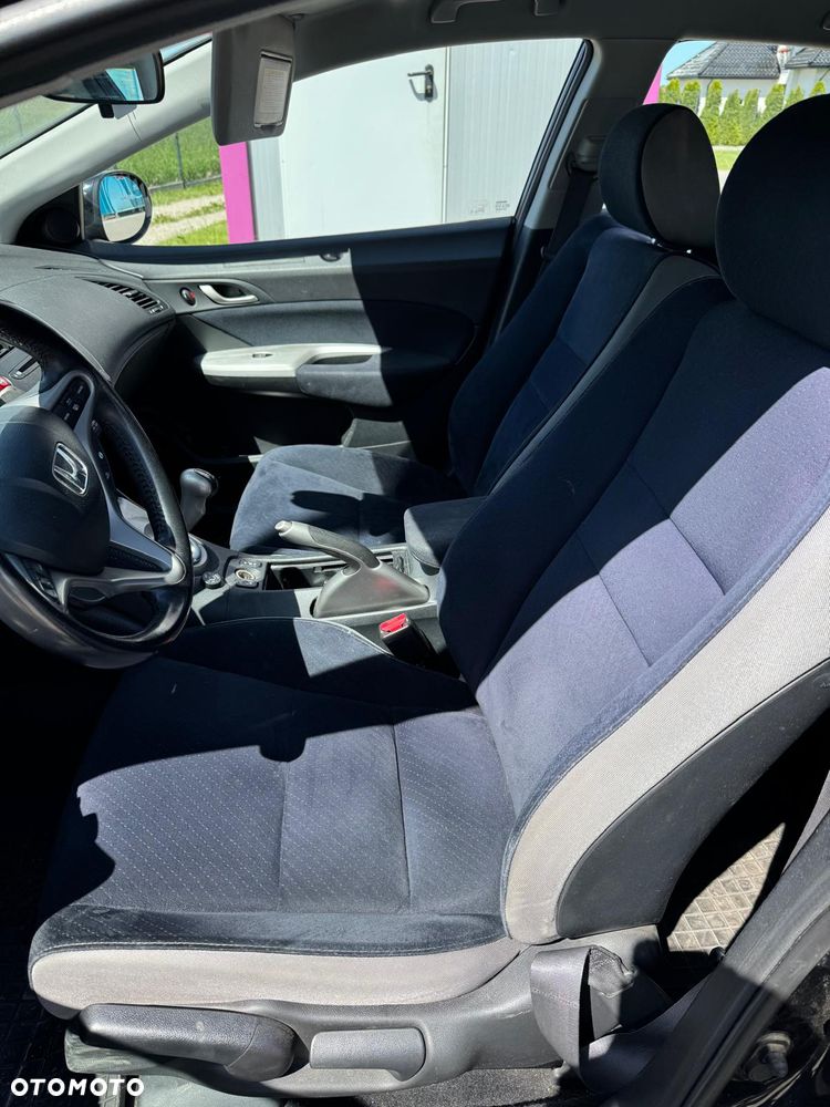 Honda Civic 1.8i-VTEC Automatik Executive - 9