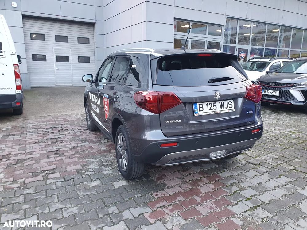 Suzuki Vitara 1.4 Boosterjet Mild-Hybrid 6AT Passion - 4