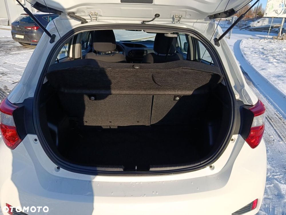 Toyota Yaris - 13
