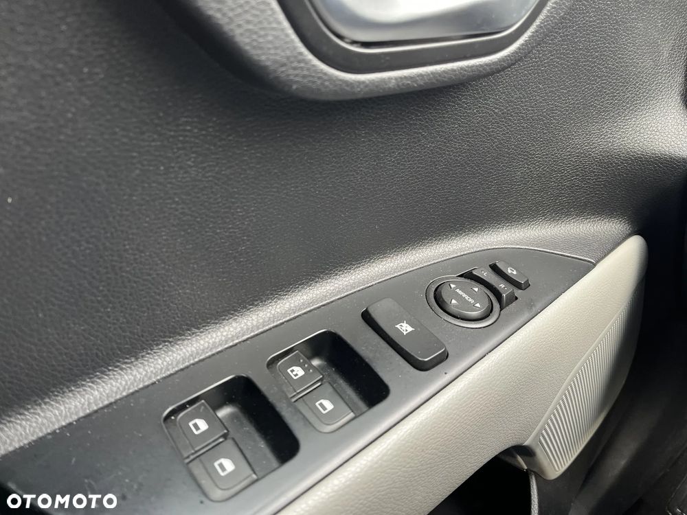 Kia Stonic 1.0 T-GDI L - 23