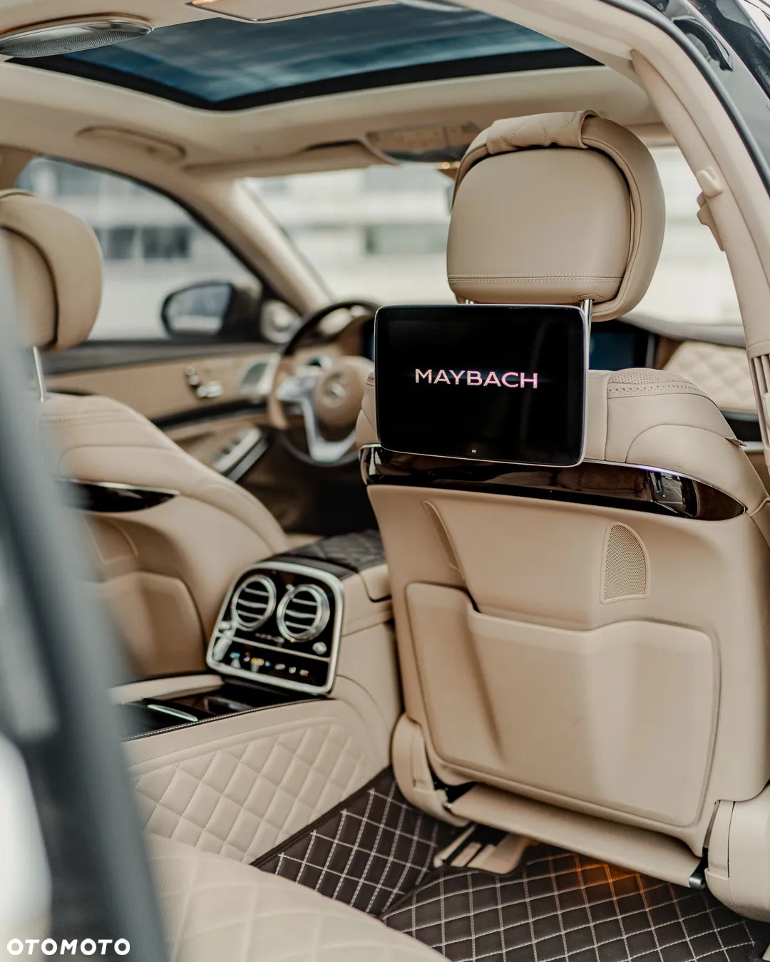 Mercedes-Benz Maybach Klasa S 560 4-Matic - 13